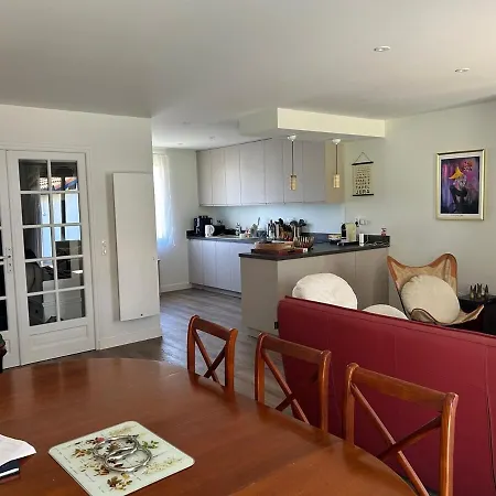Maison Familiale Avec Piscine Hébergement de vacances
