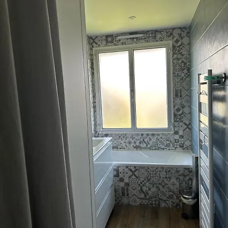 Maison Familiale Avec Piscine Hébergement de vacances *