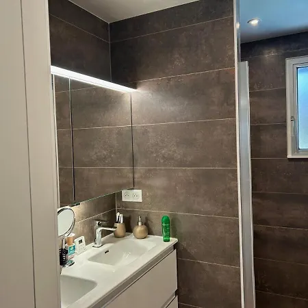 Hébergement de vacances Maison Familiale Avec Piscine