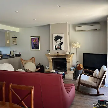 Hébergement de vacances Maison Familiale Avec Piscine *